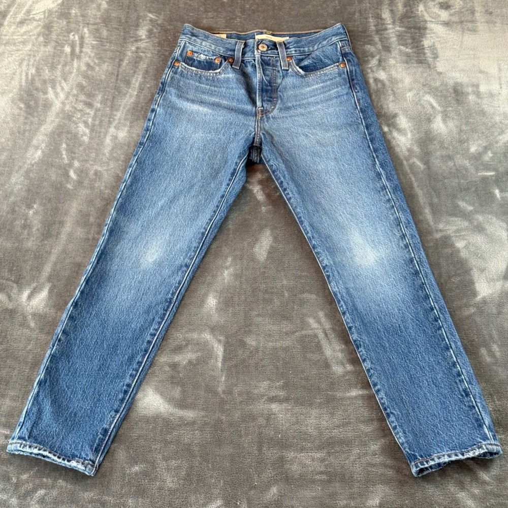 Levis Wedgie Straight Leg Jeans Women's‎ 24 Blue Medium Wash Cotton High Rise